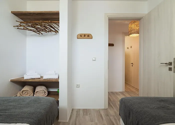 Ferienhaus Zoe Cycladic House With Pool Pláka