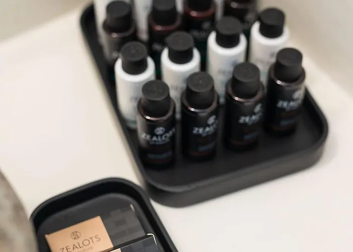 Zoe Cycladic House With Pool * Pláka