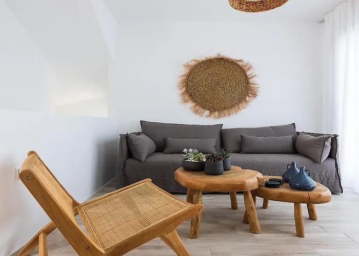 Zoe Cycladic House With Pool Ferienhaus