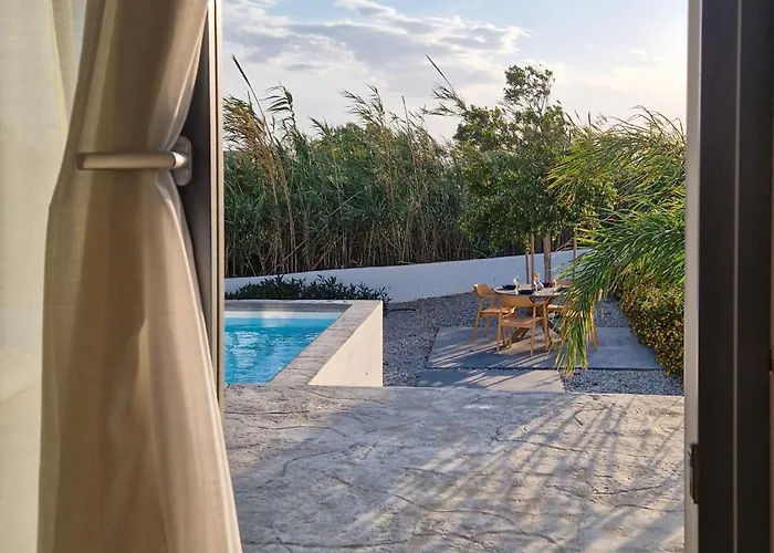 Zoe Cycladic House With Pool Ferienhaus *