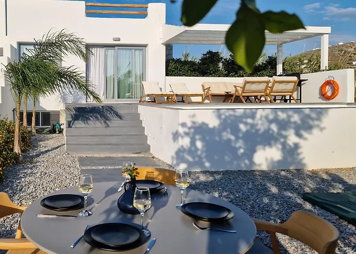 Zoe Cycladic House With Pool Ferienhaus Pláka