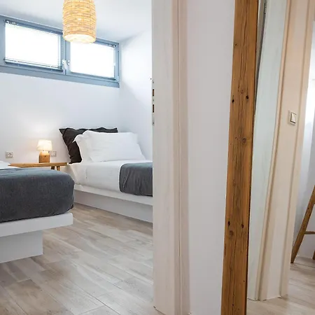 度假居 Zoe Cycladic House With Pool Pláka