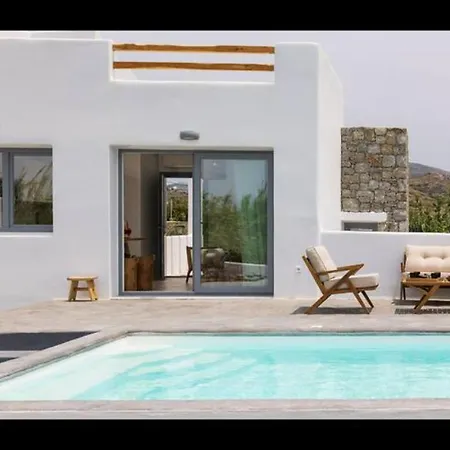 Zoe Cycladic House With Pool Holiday home