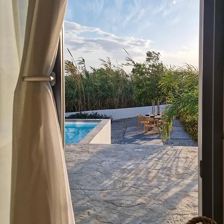 Zoe Cycladic House With Pool Holiday home *